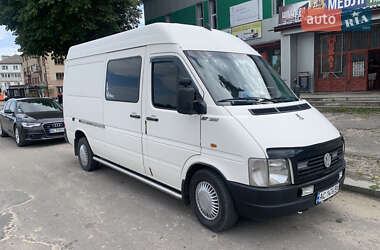 Вантажопасажирський фургон Volkswagen LT 1998 в Старій Вижівці