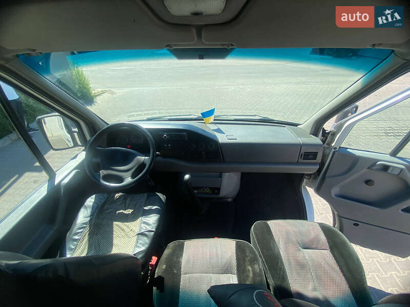 Мікроавтобус Volkswagen LT 2004 в Житомирі