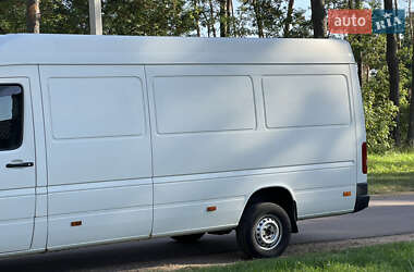 Грузовой фургон Volkswagen LT 2004 в 