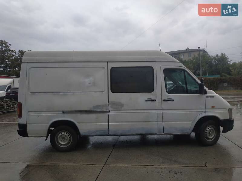 Грузовой фургон Volkswagen LT 2006 в Броварах