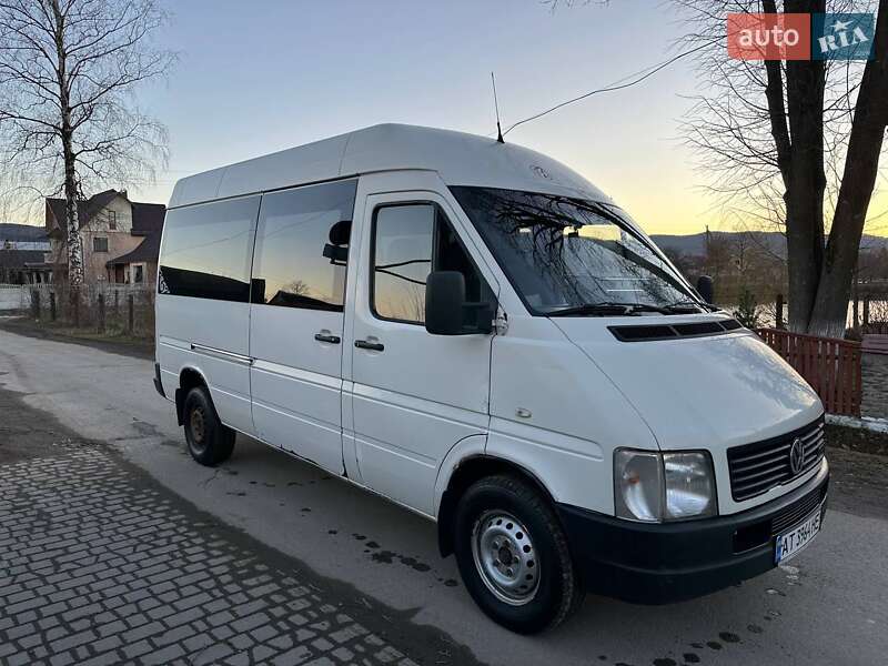 Грузопассажирский фургон Volkswagen LT 2001 в Надворной