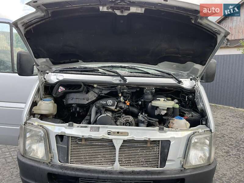 Вантажний фургон Volkswagen LT 2006 в Рівному