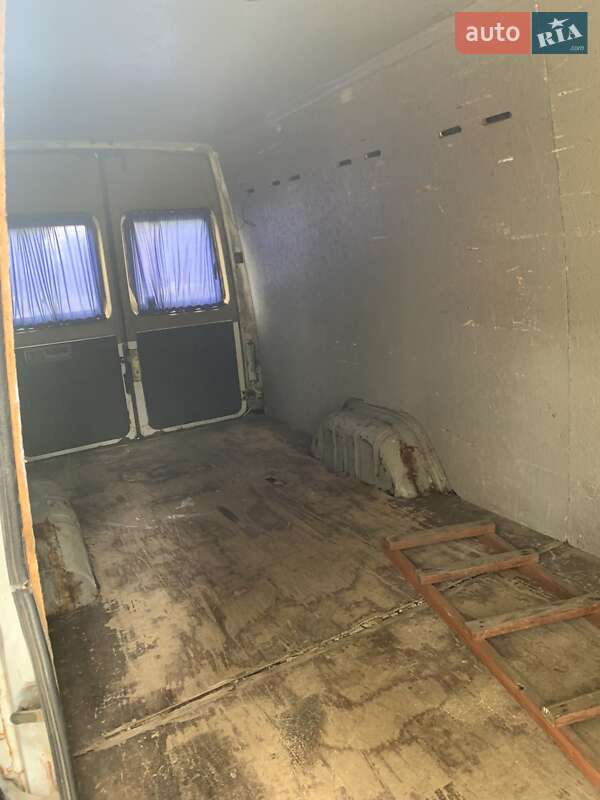 Грузовой фургон Volkswagen LT 2000 в Чернигове