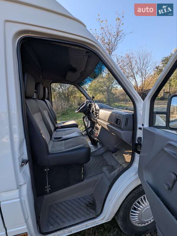 Микроавтобус грузовой (до 3,5т) Volkswagen LT 2005 в Ковеле фото 5 Микроавтобус грузовой (до 3,5т) Volkswagen LT 2005 в Ковеле