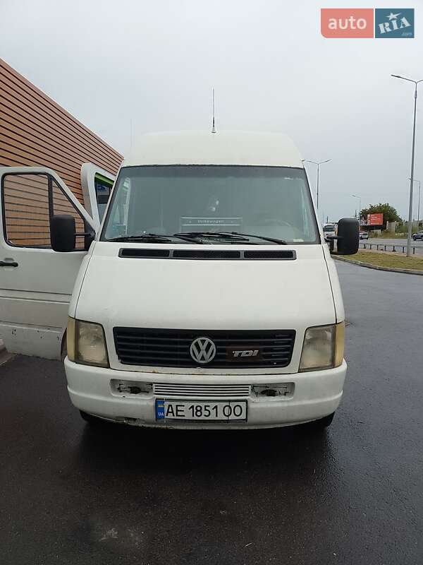 Приміський автобус Volkswagen LT 2001 в Тернополі