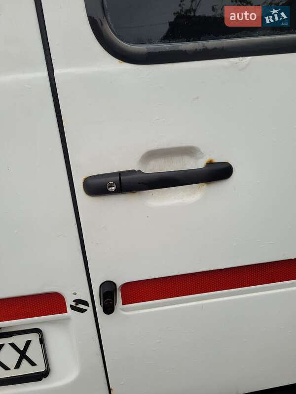 Микроавтобус грузовой (до 3,5т) Volkswagen LT 2000 в Киеве