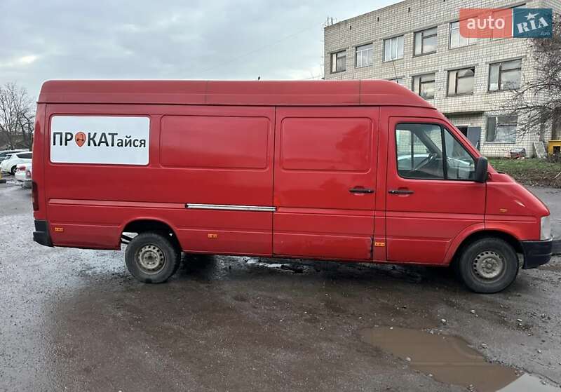 Грузовой фургон Volkswagen LT 2004 в Виннице