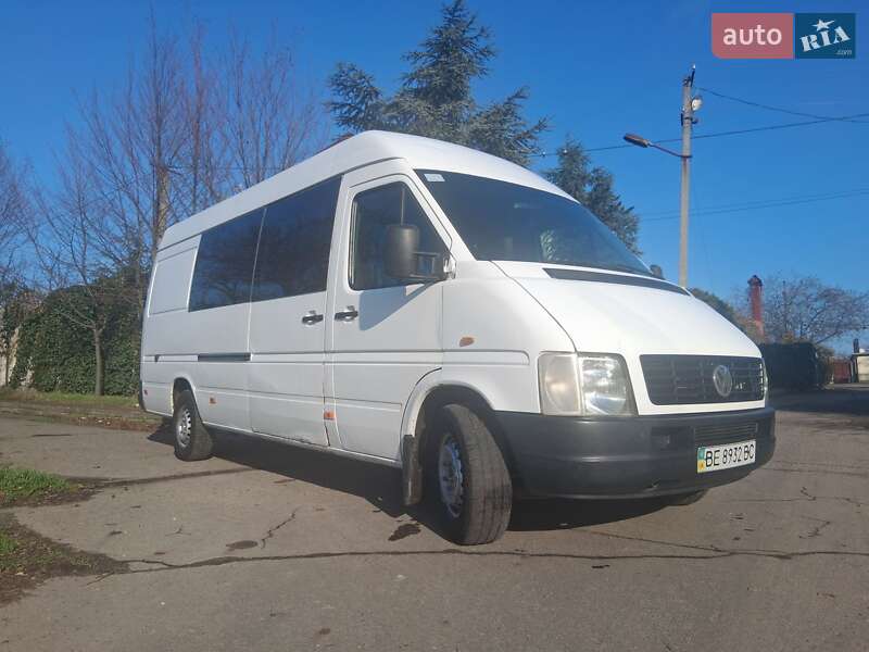 Грузопассажирский фургон Volkswagen LT 2006 в Николаеве