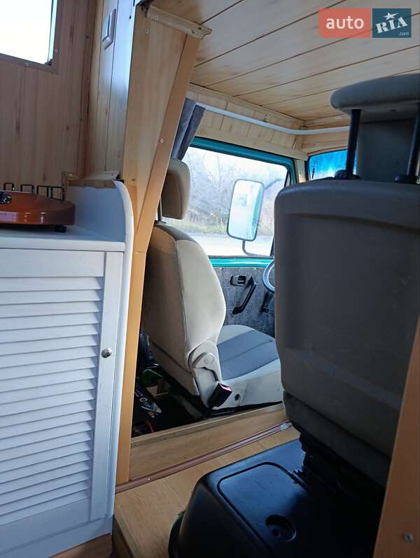 Грузовой фургон Volkswagen LT 1990 в Виннице