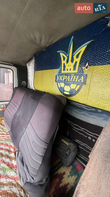 Грузовой фургон Volkswagen LT 1995 в Львове