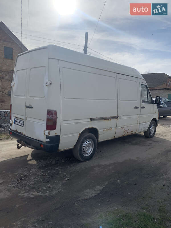Грузовой фургон Volkswagen LT 1999 в Бердичеве