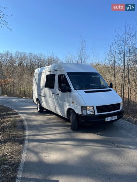 Грузовой фургон Volkswagen LT 2004 в Луцке