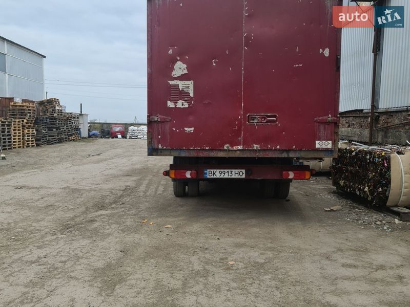 Вантажний фургон Volkswagen LT 1991 в Рівному