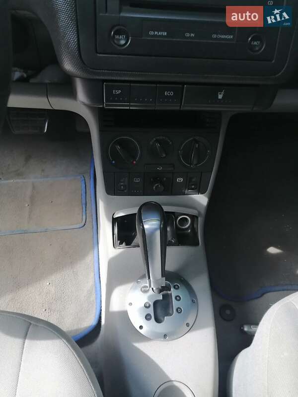 Хэтчбек Volkswagen Lupo 2003 в Львове фото 8 Хэтчбек Volkswagen Lupo 2003 в Львове