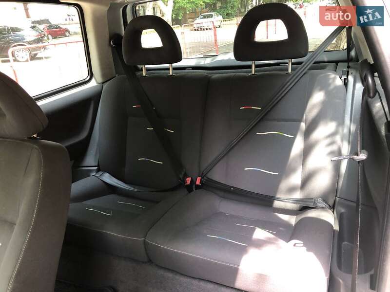 Хетчбек Volkswagen Lupo 2003 в Одесі