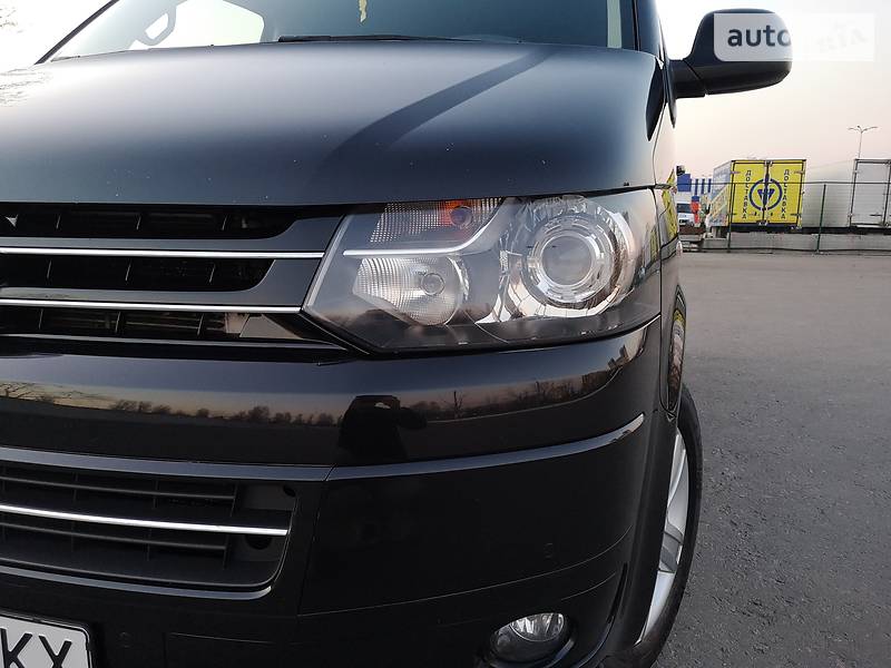 Минивэн Volkswagen Multivan 2013 в Киеве