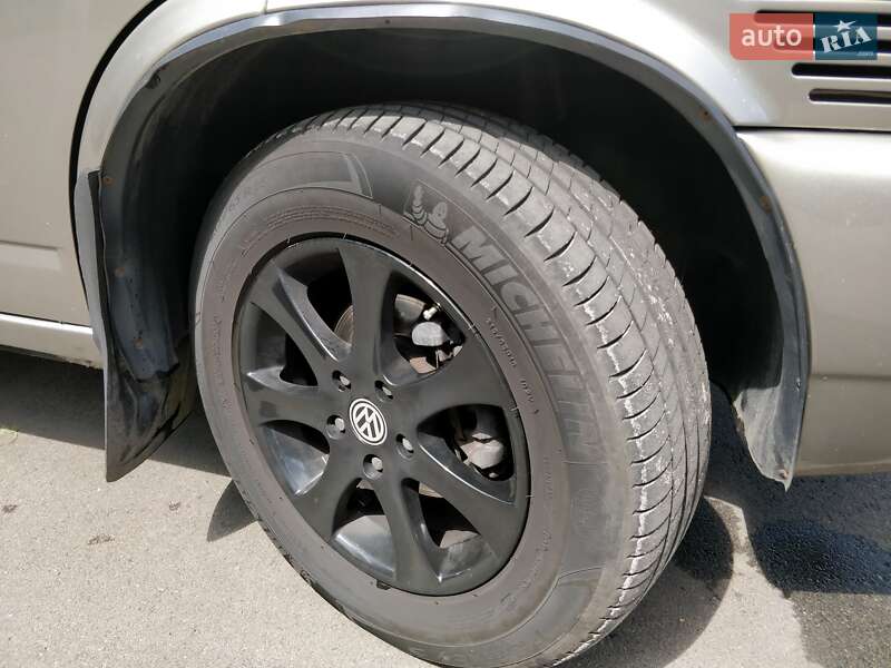 Минивэн Volkswagen Multivan 1998 в Киеве