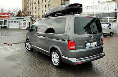 Минивэн Volkswagen Multivan 2016 в Киеве