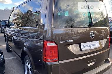Мінівен Volkswagen Multivan 2018 в 