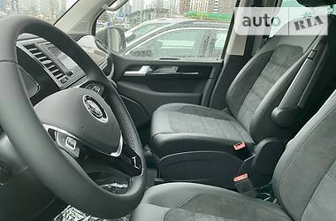 Мінівен Volkswagen Multivan 2019 в 