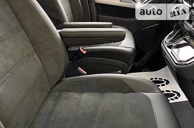Мінівен Volkswagen Multivan 2019 в 