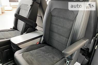 Мінівен Volkswagen Multivan 2019 в 