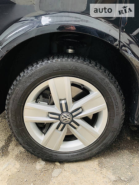 Минивэн Volkswagen Multivan 2016 в Одессе фото 12 Минивэн Volkswagen Multivan 2016 в Одессе