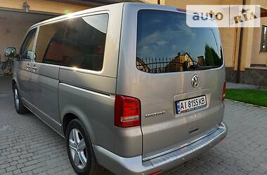 Минивэн Volkswagen Multivan 2010 в Киеве