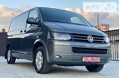 Минивэн Volkswagen Multivan 2014 в Ровно