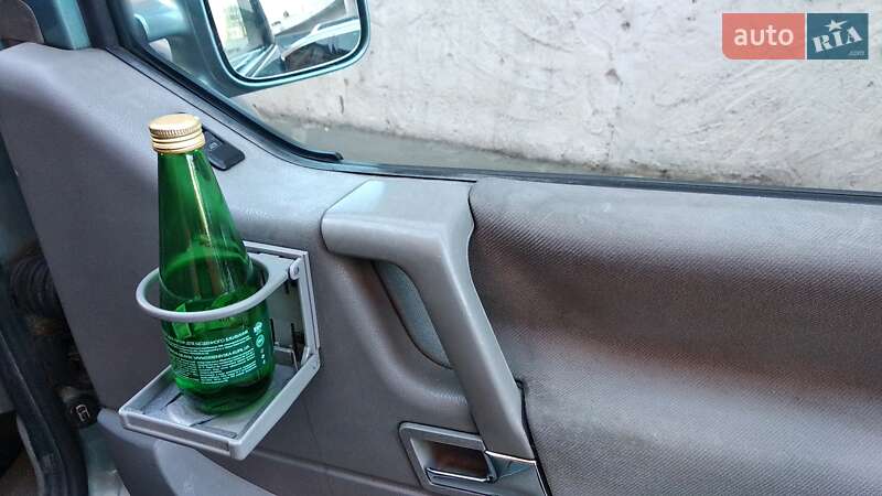 Мінівен Volkswagen Multivan 2002 в Києві
