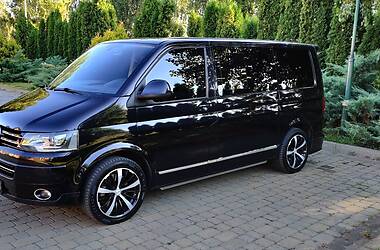 Минивэн Volkswagen Multivan 2013 в Киеве