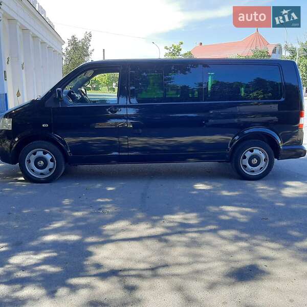 Минивэн Volkswagen Multivan 2009 в Ужгороде