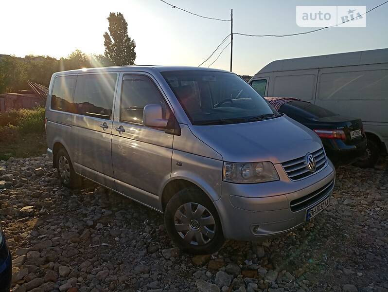 Мінівен Volkswagen Multivan 2004 в Одесі