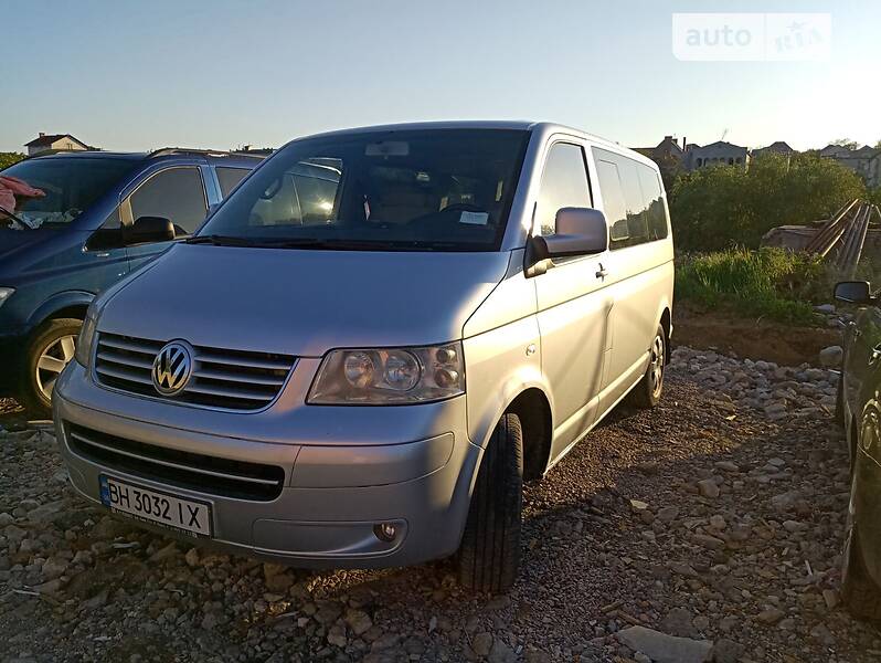 Мінівен Volkswagen Multivan 2004 в Одесі