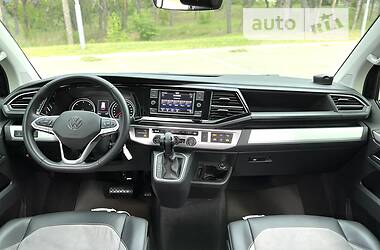 Минивэн Volkswagen Multivan 2021 в Киеве