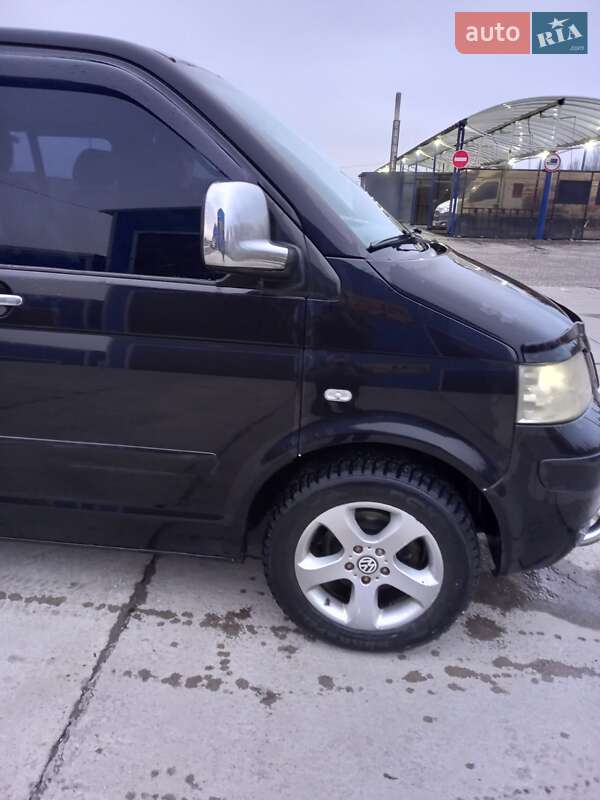 Минивэн Volkswagen Multivan 2005 в Днепре