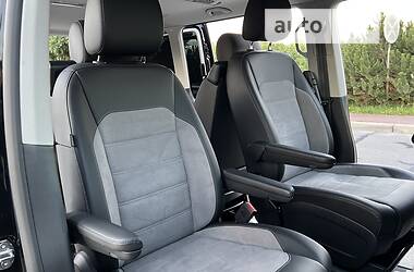 Минивэн Volkswagen Multivan 2020 в 