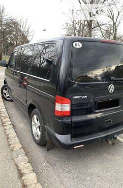 Минивэн Volkswagen Multivan 2006 в 