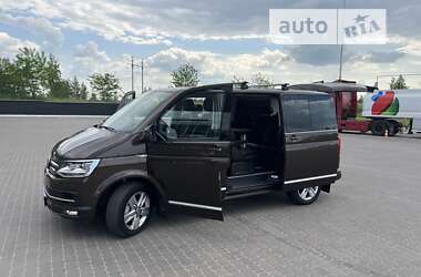 Минивэн Volkswagen Multivan 2016 в Ровно