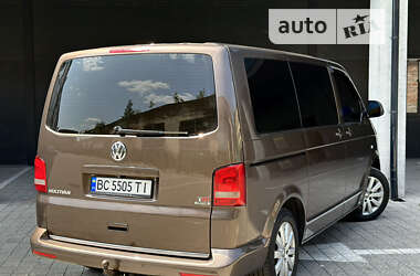 Минивэн Volkswagen Multivan 2013 в Львове