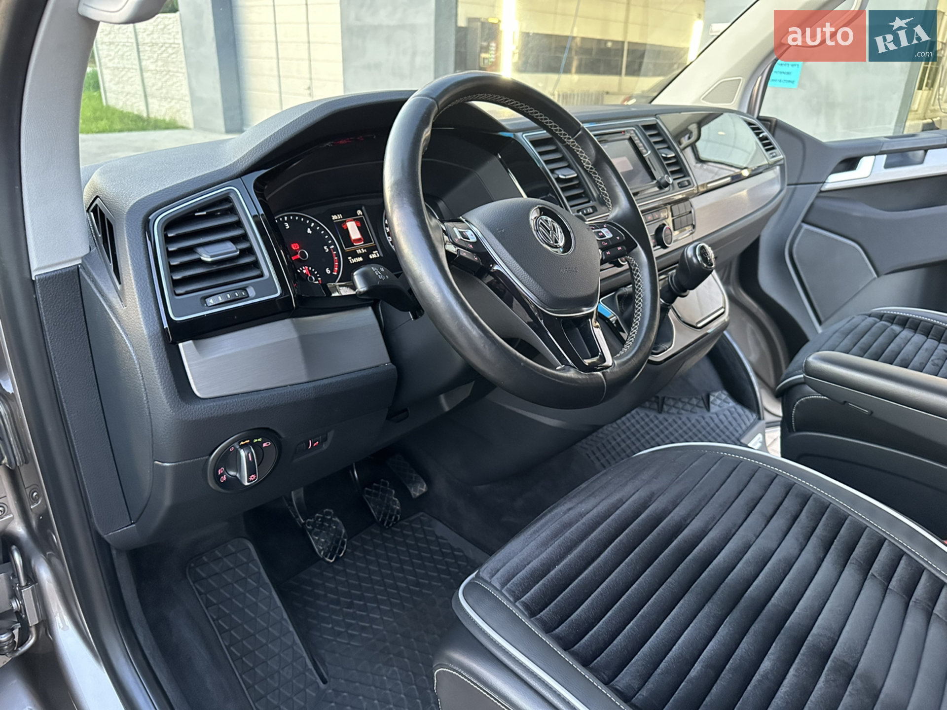 2015 Volkswagen Multivan - мініатюра 10