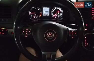 Минивэн Volkswagen Multivan 2012 в 