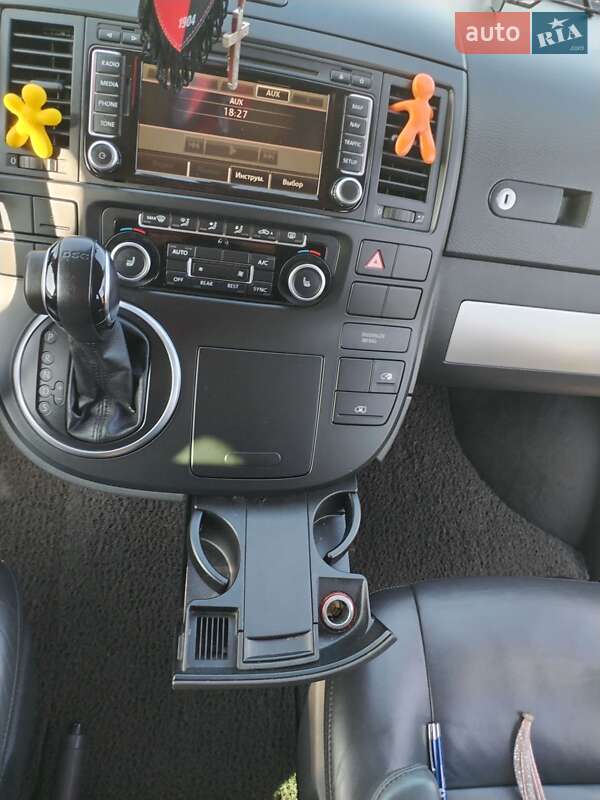 Мінівен Volkswagen Multivan 2012 в Луцьку