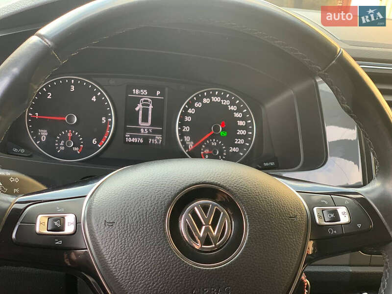 Мінівен Volkswagen Multivan 2018 в Стрию