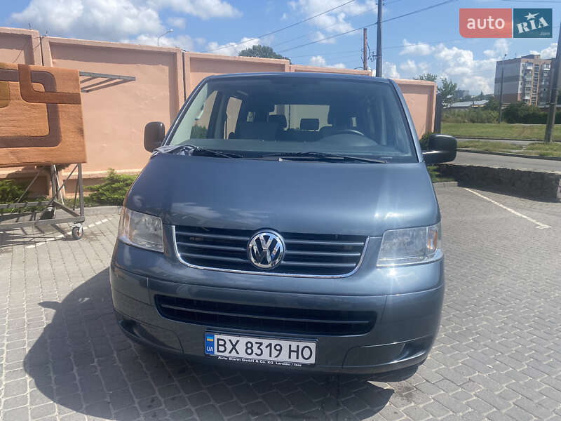 Минивэн Volkswagen Multivan 2007 в Хмельницком