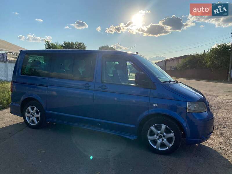 Мінівен Volkswagen Multivan 2005 в Києві