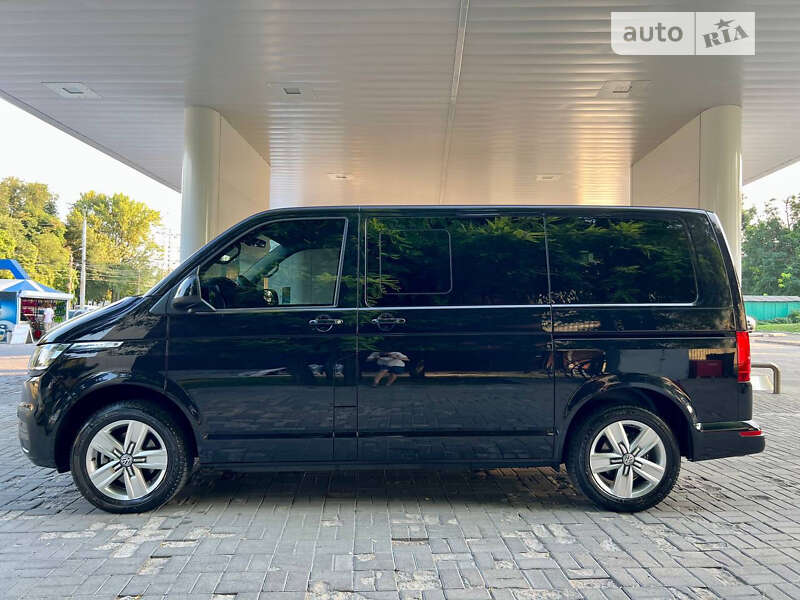 Минивэн Volkswagen Multivan 2021 в Днепре