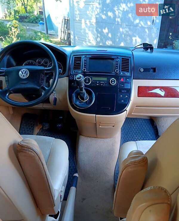 Минивэн Volkswagen Multivan 2006 в Харькове