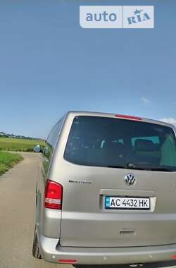 Минивэн Volkswagen Multivan 2012 в Луцке