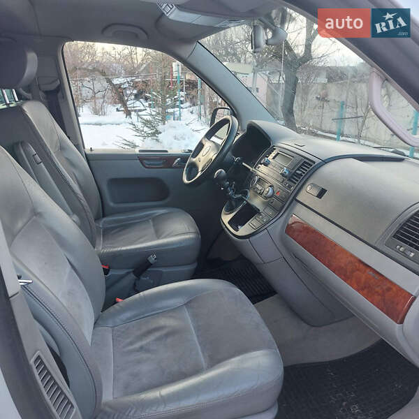Мінівен Volkswagen Multivan 2008 в Яготині